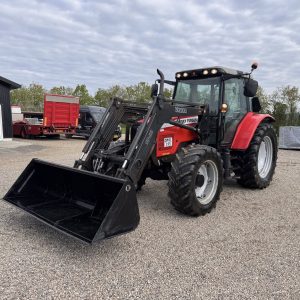 Massey Ferguson 5470