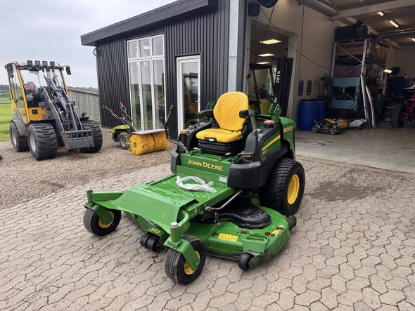 John Deere 997